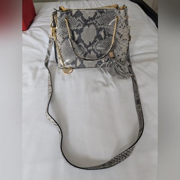 Mia Tomazzi Papiniano 100% Italian leather Snake Print Handbag - Picture 3 of 7